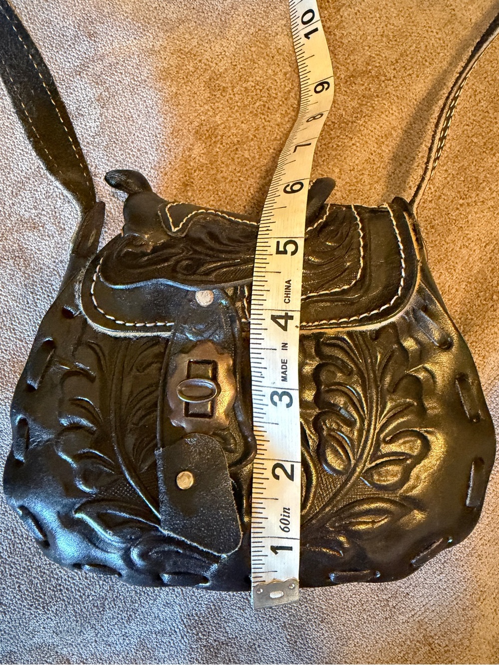 VINTAGE Black Tooled Leather Horse Saddle Bag - Picture 15 of 16
